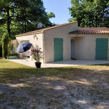 Maison Individuelle Ferienhaus